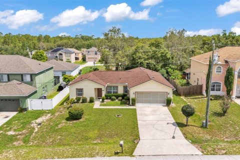 House in Kissimmee, Florida 3 bedrooms, 149.57 sq.m. № 1816053 - photo 11