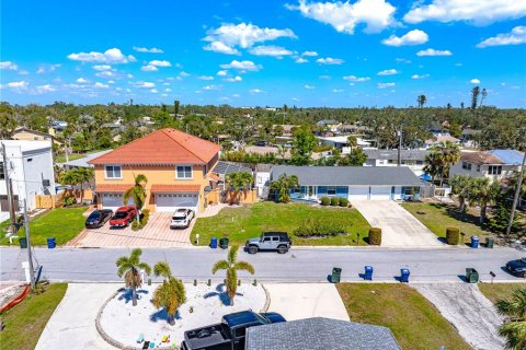 Immobilier commercial à vendre à Sarasota, Floride: 3 chambres, 206.71 m2 № 1784423 - photo 6