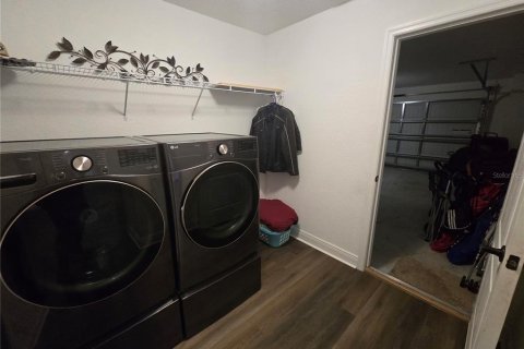 Купить виллу или дом в Бартоу, Флорида 8 комнат, 210.89м2, № 1909923 - фото 26