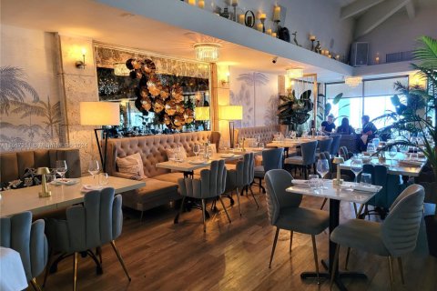 Condo in Hallandale Beach, Florida, 1 bedroom  № 2035368 - photo 29