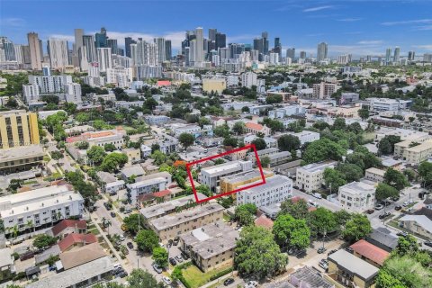 Commercial property in Miami, Florida № 1857480 - photo 20