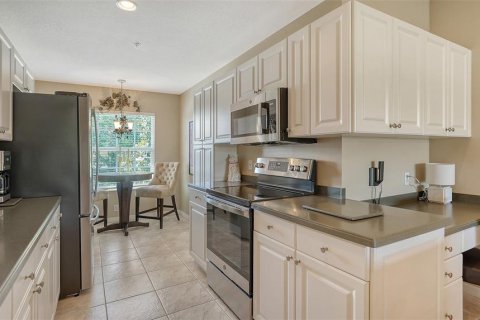 Condo in Bradenton, Florida, 2 bedrooms  № 1585694 - photo 19