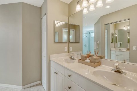Condo in Bradenton, Florida, 2 bedrooms  № 1585694 - photo 27