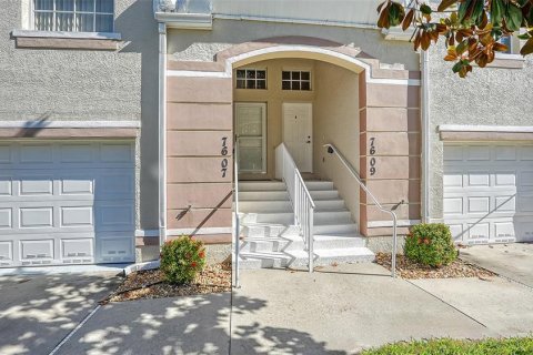 Condo in Bradenton, Florida, 2 bedrooms  № 1585694 - photo 2