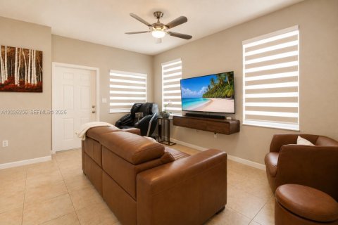 Touwnhouse à vendre à Homestead, Floride: 4 chambres, 171.87 m2 № 2085316 - photo 7