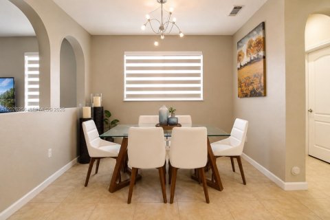 Touwnhouse à vendre à Homestead, Floride: 4 chambres, 171.87 m2 № 2085316 - photo 4