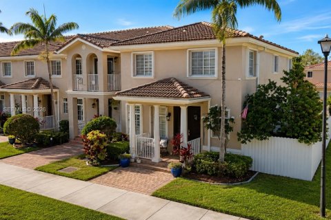 Touwnhouse à vendre à Homestead, Floride: 4 chambres, 171.87 m2 № 2085316 - photo 2
