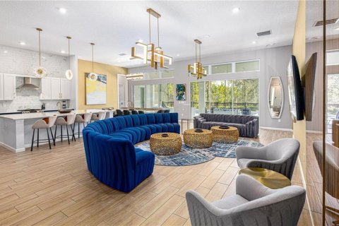 House in Davenport, Florida 11 bedrooms, 668.9 sq.m. № 2347938 - photo 8