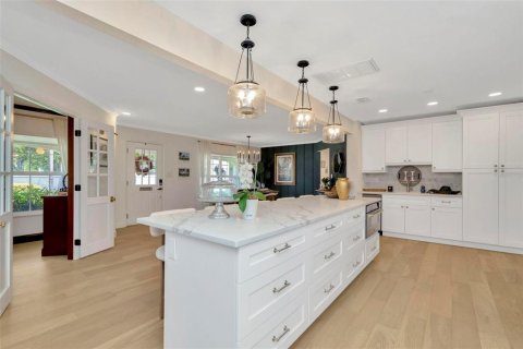 Villa ou maison à vendre à Tampa, Floride: 3 chambres, 197.14 m2 № 1917940 - photo 10