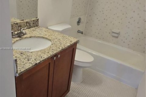 Снять в аренду кондоминиум в Санни-Айлс-Бич, Флорида 2 спальни, 101.64м2, № 1954718 - фото 25