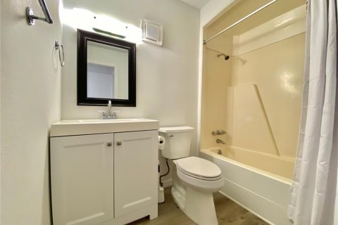 Condominio en venta en Gainesville, Florida, 1 dormitorio, 65.22 m2 № 2214203 - foto 9