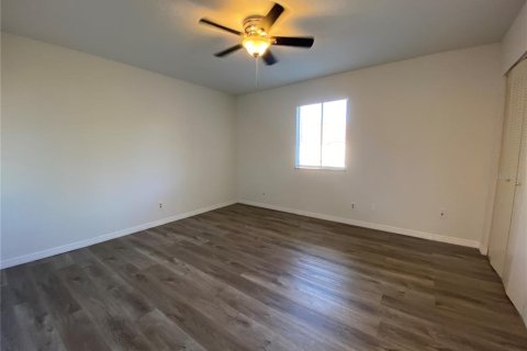 Condominio en venta en Gainesville, Florida, 1 dormitorio, 65.22 m2 № 2214203 - foto 8