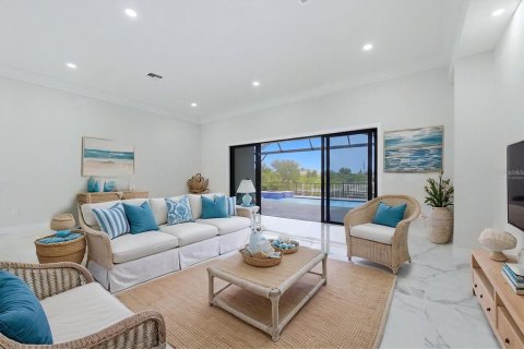 Casa en venta en Port Charlotte, Florida, 4 dormitorios, 293.2 m2 № 2198616 - foto 6