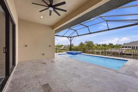 Casa en venta en Port Charlotte, Florida, 4 dormitorios, 293.2 m2 № 2198616 - foto 26