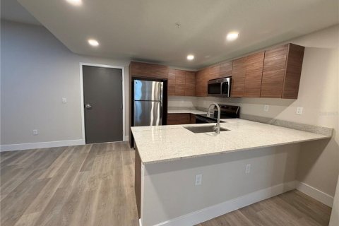 Copropriété à louer à Orlando, Floride: 1 chambre, 69.96 m2 № 2408252 - photo 3