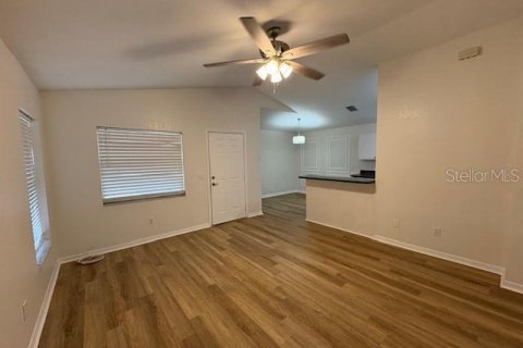 House in Auburndale, Florida 3 bedrooms, 108.97 sq.m. № 1912462 - photo 10