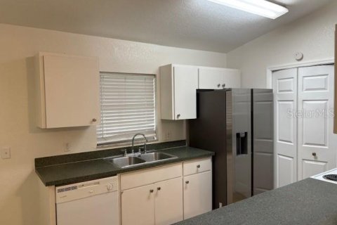 House in Auburndale, Florida 3 bedrooms, 108.97 sq.m. № 1912462 - photo 6
