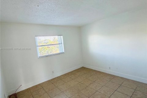 Apartment in Pompano Beach, Florida 2 bedrooms № 2407258 - photo 6