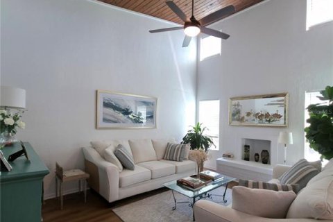 Купить кондоминиум в Уайлдвуд, Флорида 3 комнаты, 103.12м2, № 1907957 - фото 10