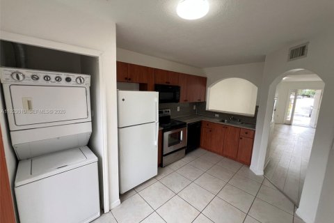 Condo in Homestead, Florida, 2 bedrooms  № 1993483 - photo 6