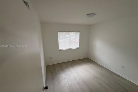 Condo in Homestead, Florida, 2 bedrooms  № 1993483 - photo 10