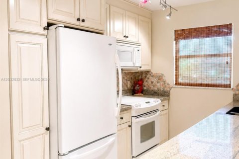 Casa en venta en Delray Beach, Florida, 2 dormitorios, 109.16 m2 № 2176356 - foto 5