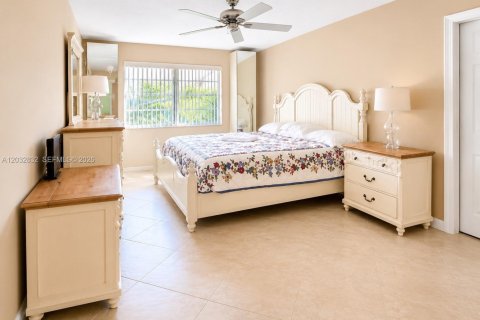 Casa en venta en Delray Beach, Florida, 2 dormitorios, 109.16 m2 № 2176356 - foto 10