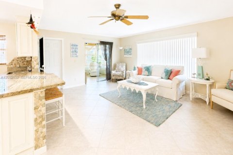 Casa en venta en Delray Beach, Florida, 2 dormitorios, 109.16 m2 № 2176356 - foto 3