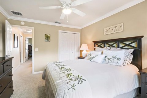 House in The Villages, Florida 3 bedrooms, 144.18 sq.m. № 1537316 - photo 18