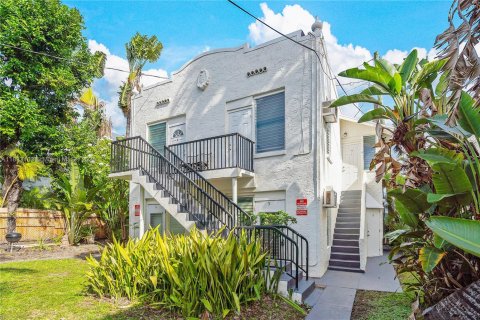 Снять в аренду кондоминиум в Майами-Бич, Флорида 1 спальня, № 1820098 - фото 1