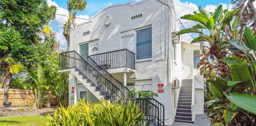 Кондоминиум с 1 спальней в Майами-Бич, Флорида № 1820098