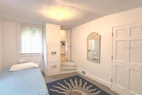 House in Daytona Beach, Florida 4 bedrooms, 105.82 sq.m. № 1831434 - photo 8