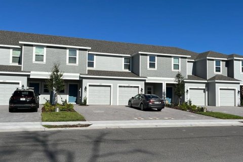 Townhouse in Davenport, Florida 3 bedrooms, 127.55 sq.m. № 1913856 - photo 1