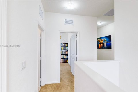 House in Homestead, Florida 4 bedrooms, 204.76 sq.m. № 1970967 - photo 26