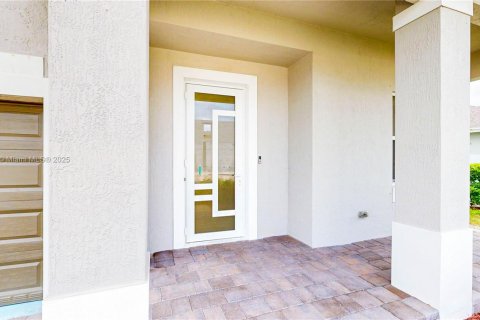 House in Homestead, Florida 4 bedrooms, 204.76 sq.m. № 1970967 - photo 6