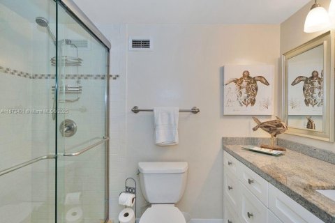 Copropriété à vendre à Hollywood, Floride: 2 chambres, 101.73 m2 № 2049610 - photo 20