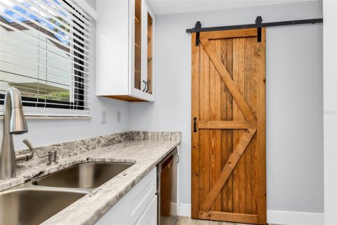 Condo in Punta Gorda, Florida, 1 bedroom № 2234659 - photo 20