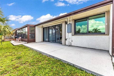 Condo in Punta Gorda, Florida, 1 bedroom № 2234659 - photo 30