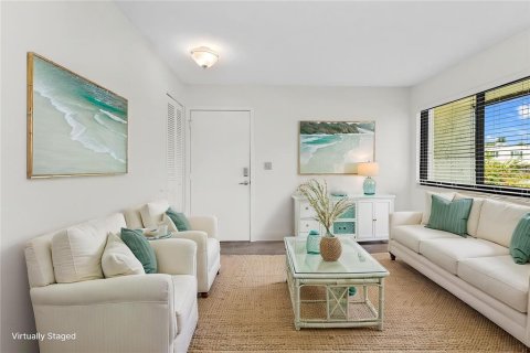 Condo in Punta Gorda, Florida, 1 bedroom № 2234659 - photo 6