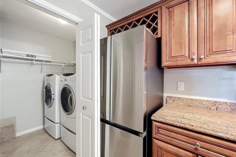 Condominio en venta en Lake Mary, Florida, 1 dormitorio, 66.43 m2 № 2101236 - foto 8