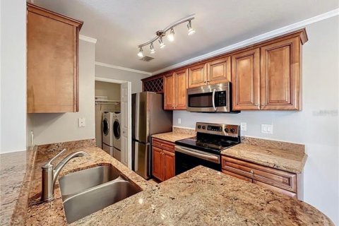 Condominio en venta en Lake Mary, Florida, 1 dormitorio, 66.43 m2 № 2101236 - foto 7