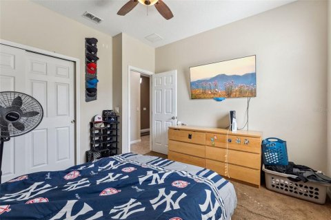 House in Orlando, Florida 4 bedrooms, 251.95 sq.m. № 2166554 - photo 10