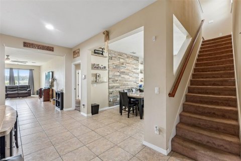 House in Orlando, Florida 4 bedrooms, 251.95 sq.m. № 2166554 - photo 2