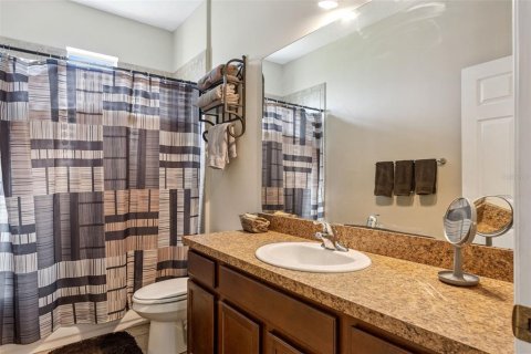 House in Orlando, Florida 4 bedrooms, 251.95 sq.m. № 2166554 - photo 14