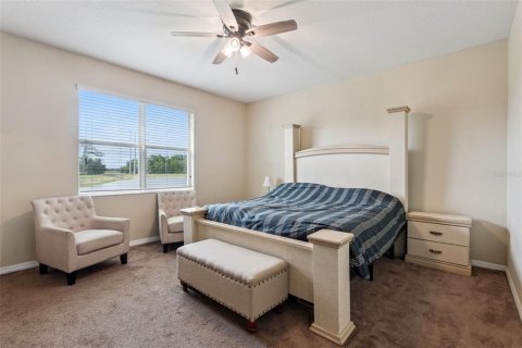 House in Orlando, Florida 4 bedrooms, 251.95 sq.m. № 2166554 - photo 16
