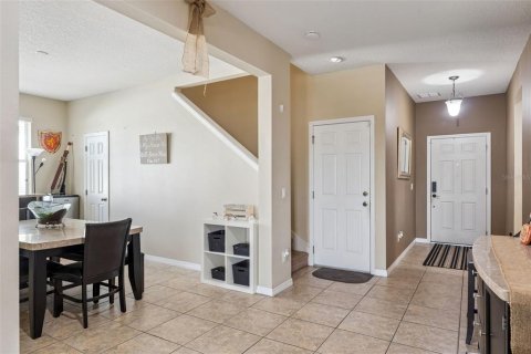 House in Orlando, Florida 4 bedrooms, 251.95 sq.m. № 2166554 - photo 3