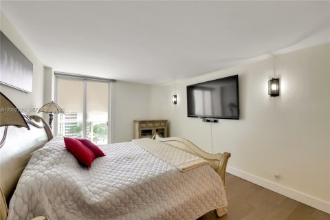 Copropriété à vendre à Sunny Isles Beach, Floride: 2 chambres, 126.07 m2 № 2084861 - photo 26