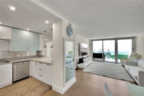 Condo à Sunny Isles Beach, Floride, 2 chambres  № 2084861
