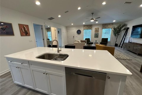 Townhouse in Ocala, Florida 3 bedrooms, 118.36 sq.m. № 1580384 - photo 14