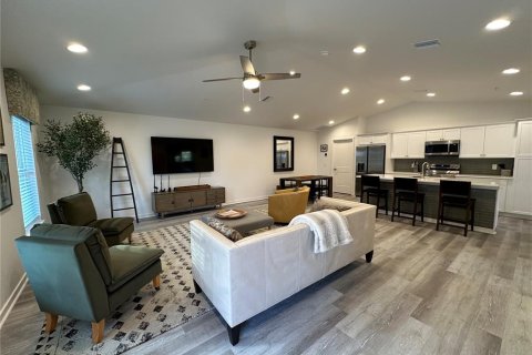 Townhouse in Ocala, Florida 3 bedrooms, 118.36 sq.m. № 1580384 - photo 5